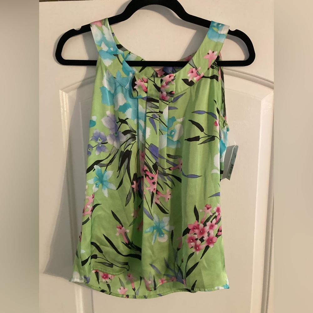 New Directions Floral Tank NWT